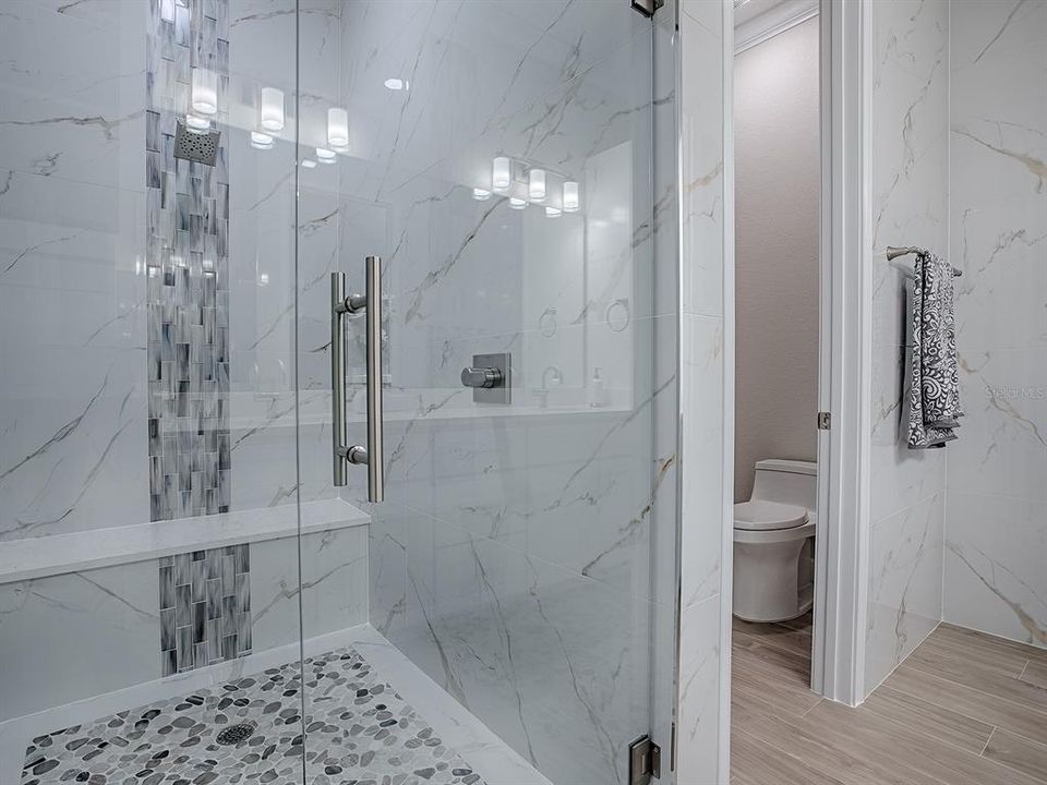 En Venta: $515,000 (3 camas, 2 baños, 2025 Pies cuadrados)