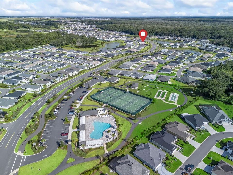 For Sale: $349,900 (3 beds, 2 baths, 1479 Square Feet)