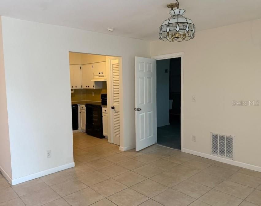 For Rent: $1,875 (2 beds, 2 baths, 1230 Square Feet)