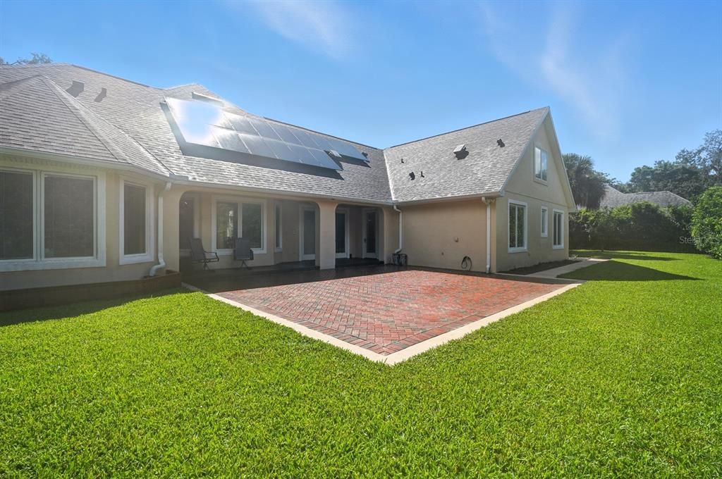 Под контрактом: $674,900 (4 спален, 4 ванн, 3824 Квадратных фут)