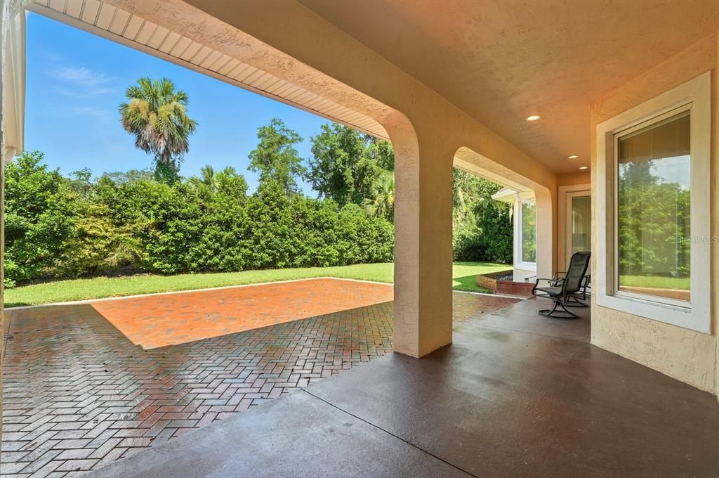 Под контрактом: $674,900 (4 спален, 4 ванн, 3824 Квадратных фут)