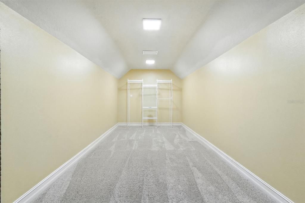 Под контрактом: $674,900 (4 спален, 4 ванн, 3824 Квадратных фут)