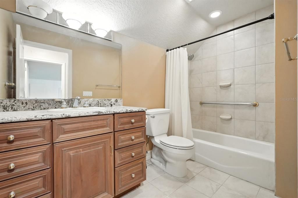 Под контрактом: $674,900 (4 спален, 4 ванн, 3824 Квадратных фут)