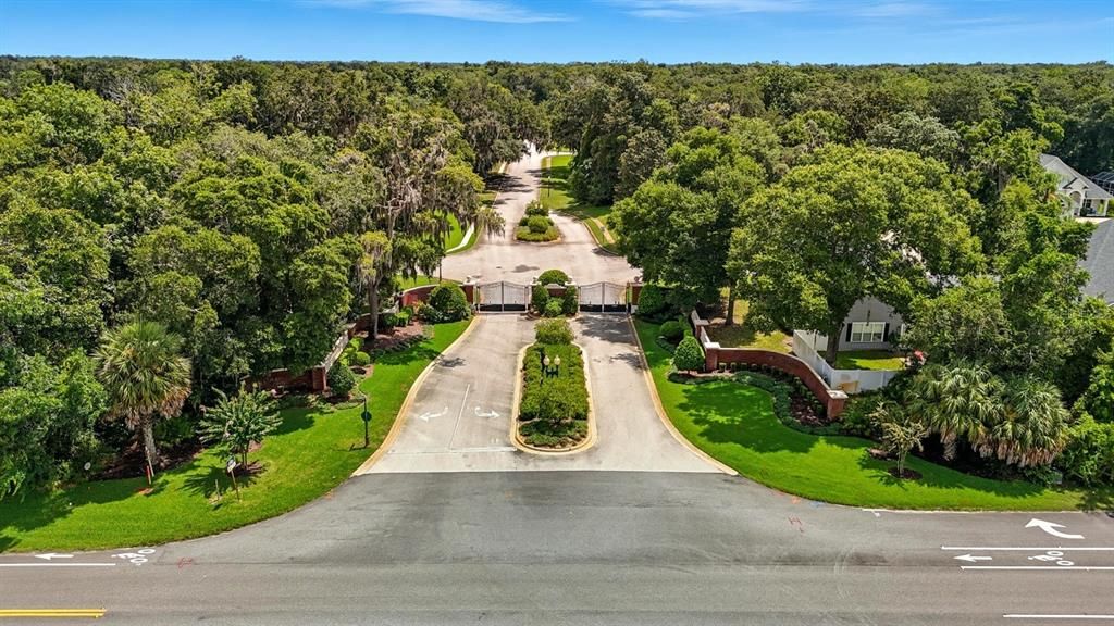 Под контрактом: $674,900 (4 спален, 4 ванн, 3824 Квадратных фут)