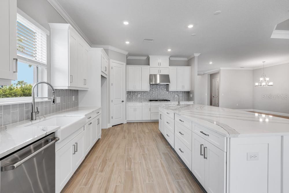 На продажу: $1,604,216 (3 спален, 3 ванн, 3145 Квадратных фут)