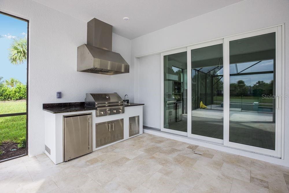 На продажу: $1,604,216 (3 спален, 3 ванн, 3145 Квадратных фут)