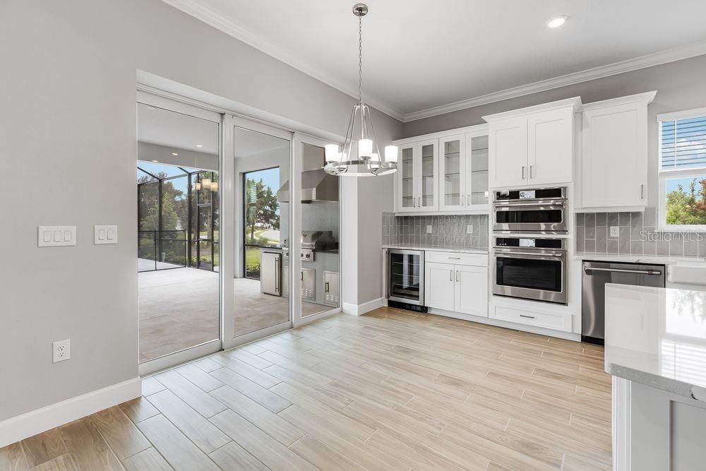 На продажу: $1,604,216 (3 спален, 3 ванн, 3145 Квадратных фут)