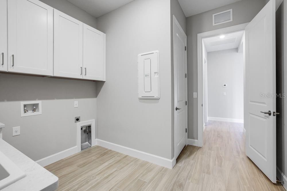 На продажу: $1,604,216 (3 спален, 3 ванн, 3145 Квадратных фут)