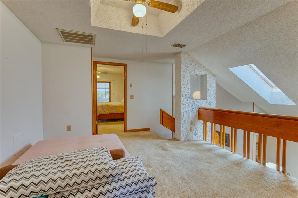 En Venta: $260,000 (2 camas, 2 baños, 2045 Pies cuadrados)