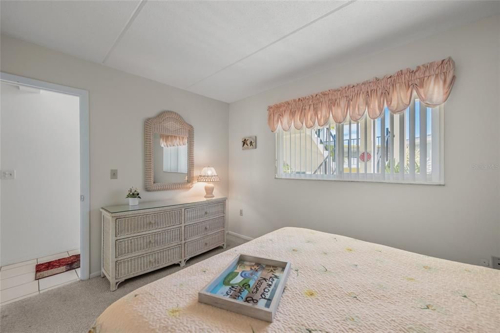 В аренду: $3,000 (2 спален, 2 ванн, 828 Квадратных фут)