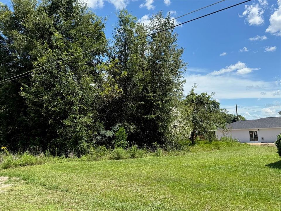 На продажу: $33,000 (0.17 acres)