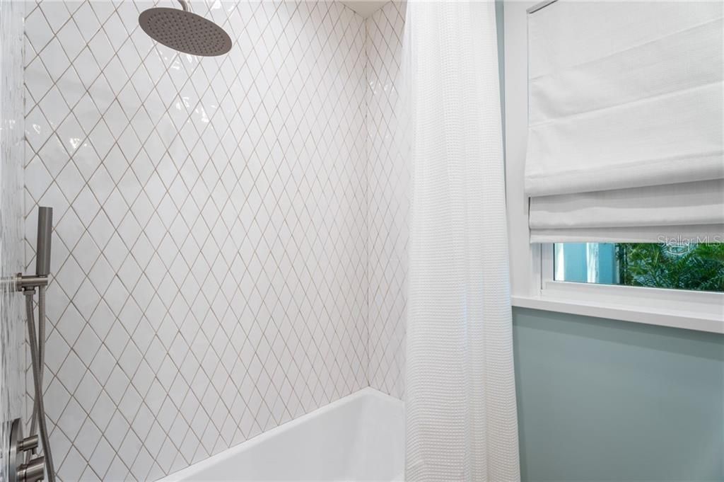 For Sale: $2,250,000 (4 beds, 3 baths, 3364 Square Feet)