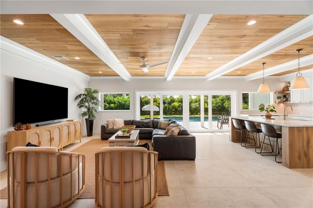 For Sale: $2,250,000 (4 beds, 3 baths, 3364 Square Feet)