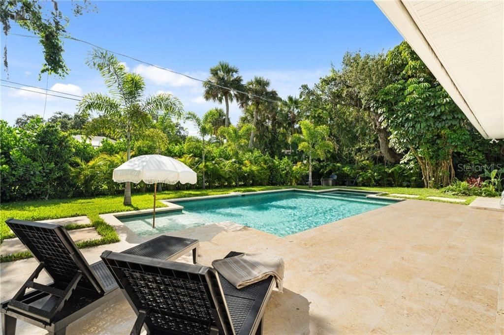 For Sale: $2,250,000 (4 beds, 3 baths, 3364 Square Feet)