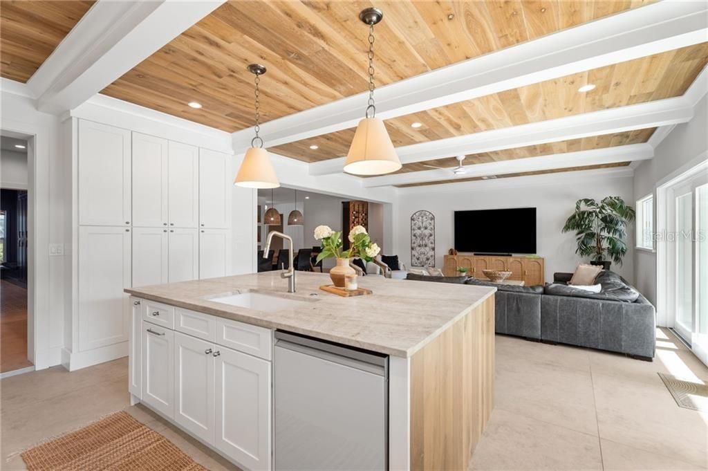 For Sale: $2,250,000 (4 beds, 3 baths, 3364 Square Feet)