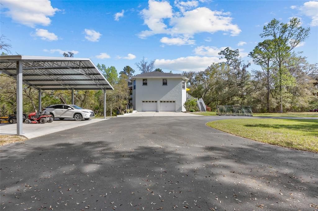 For Sale: $675,000 (3 beds, 2 baths, 2980 Square Feet)