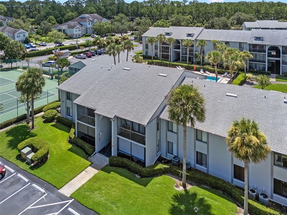 For Sale: $159,900 (2 beds, 2 baths, 1025 Square Feet)