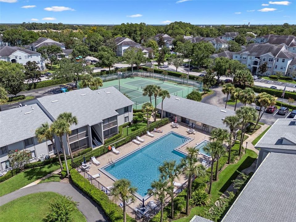 For Sale: $159,900 (2 beds, 2 baths, 1025 Square Feet)