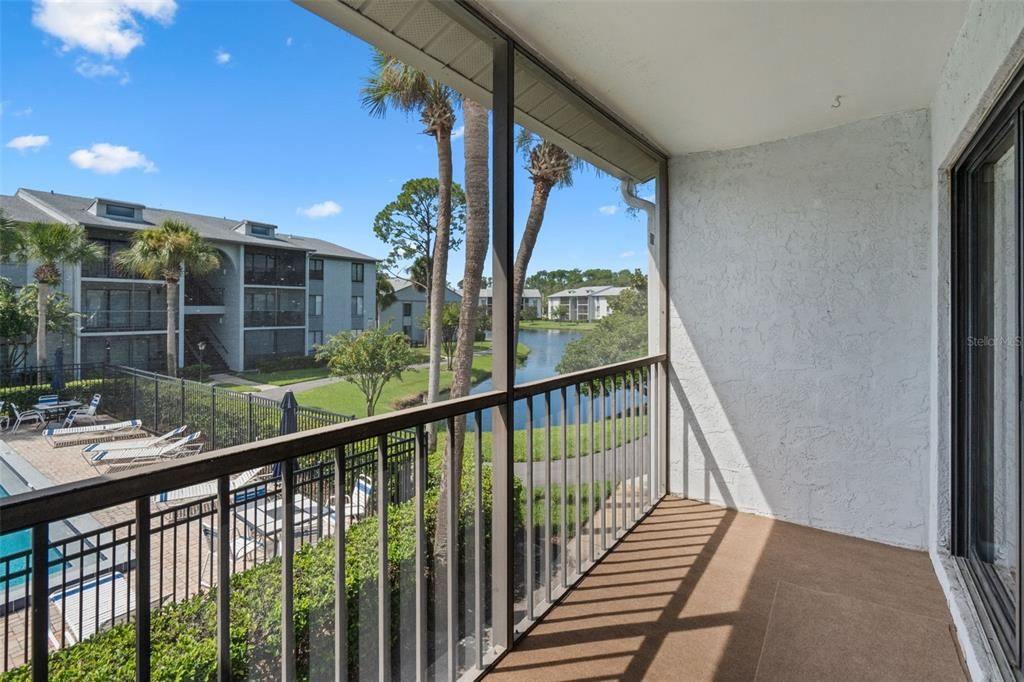 For Sale: $159,900 (2 beds, 2 baths, 1025 Square Feet)