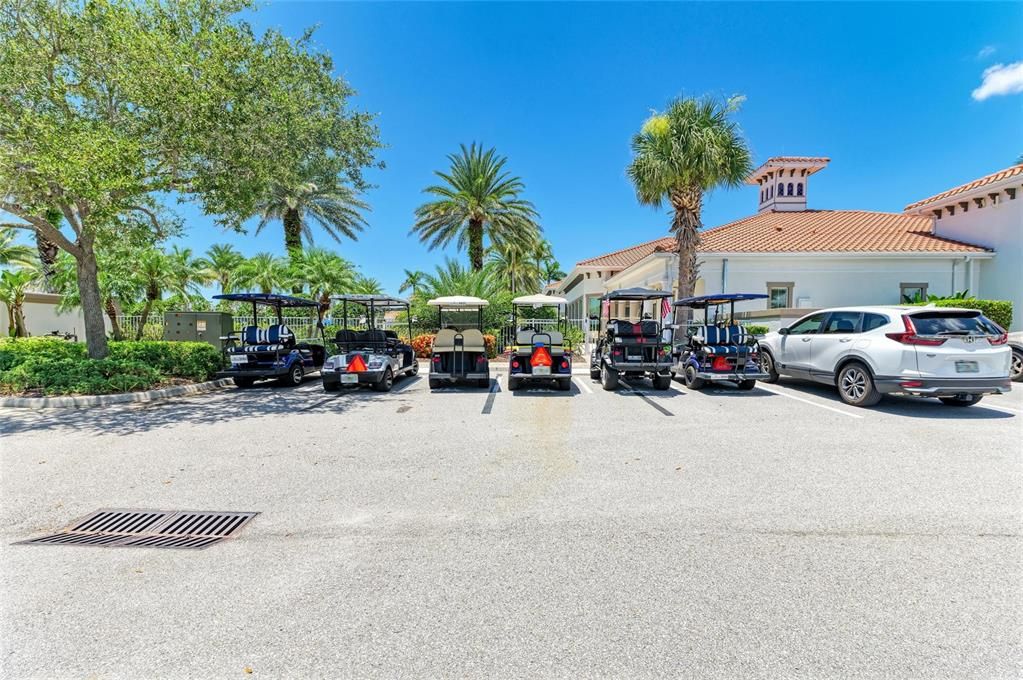 Active With Contract: $335,000 (2 beds, 2 baths, 1437 Square Feet)