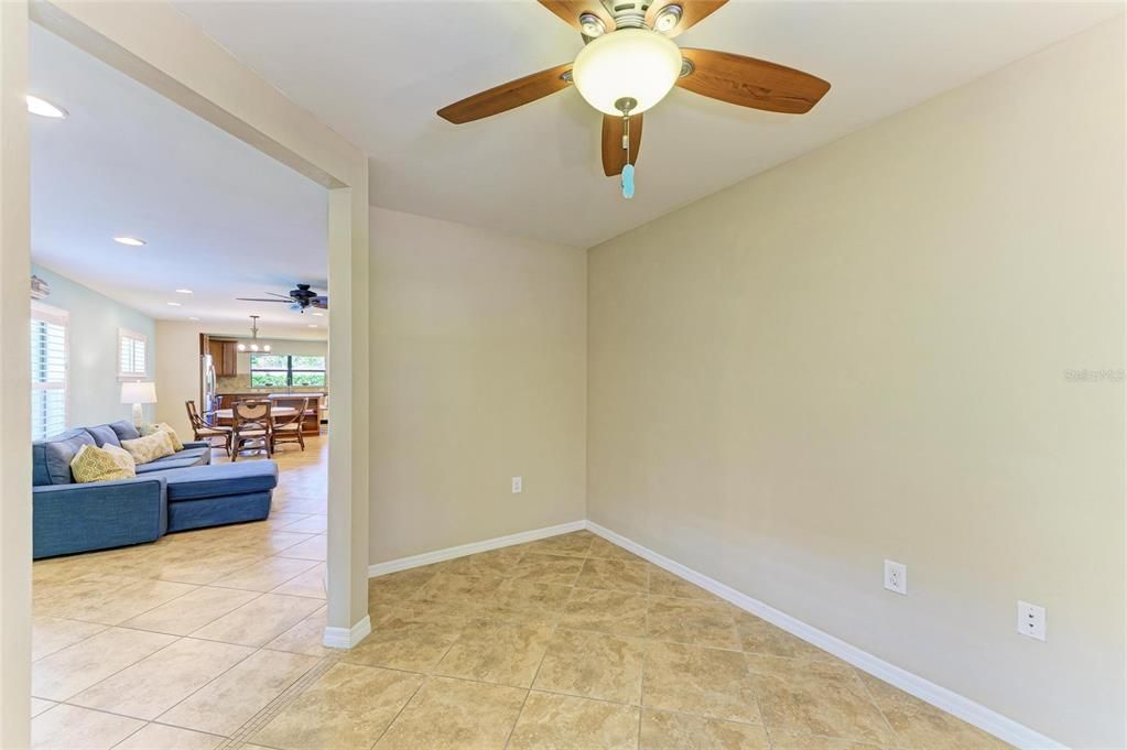 Active With Contract: $335,000 (2 beds, 2 baths, 1437 Square Feet)