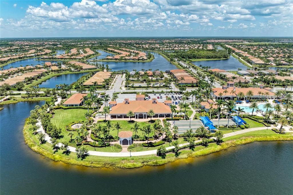 Active With Contract: $335,000 (2 beds, 2 baths, 1437 Square Feet)