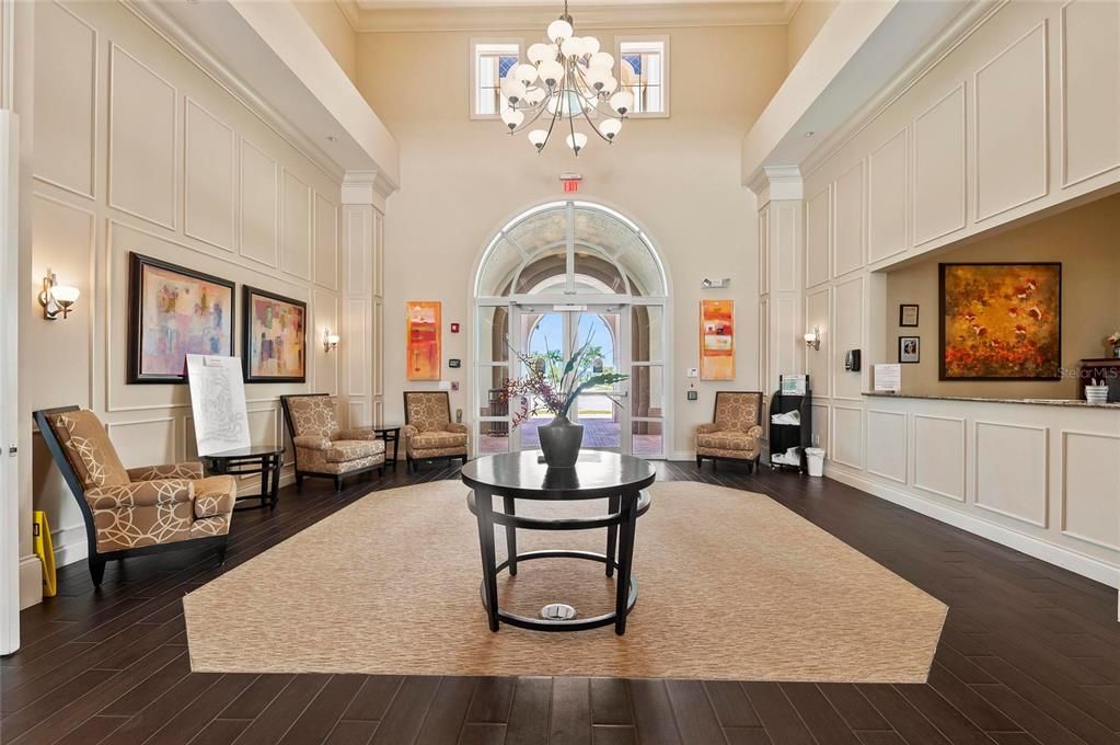 Active With Contract: $335,000 (2 beds, 2 baths, 1437 Square Feet)