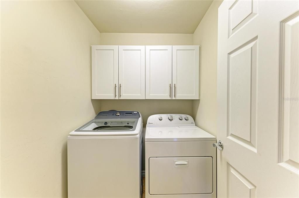 Active With Contract: $335,000 (2 beds, 2 baths, 1437 Square Feet)