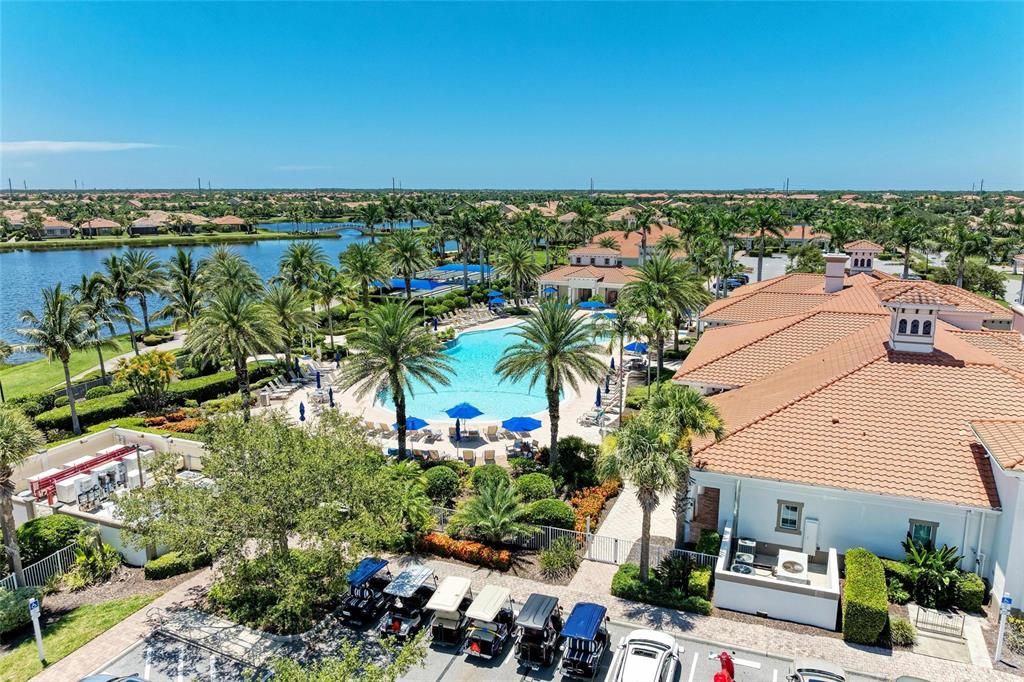 Active With Contract: $335,000 (2 beds, 2 baths, 1437 Square Feet)