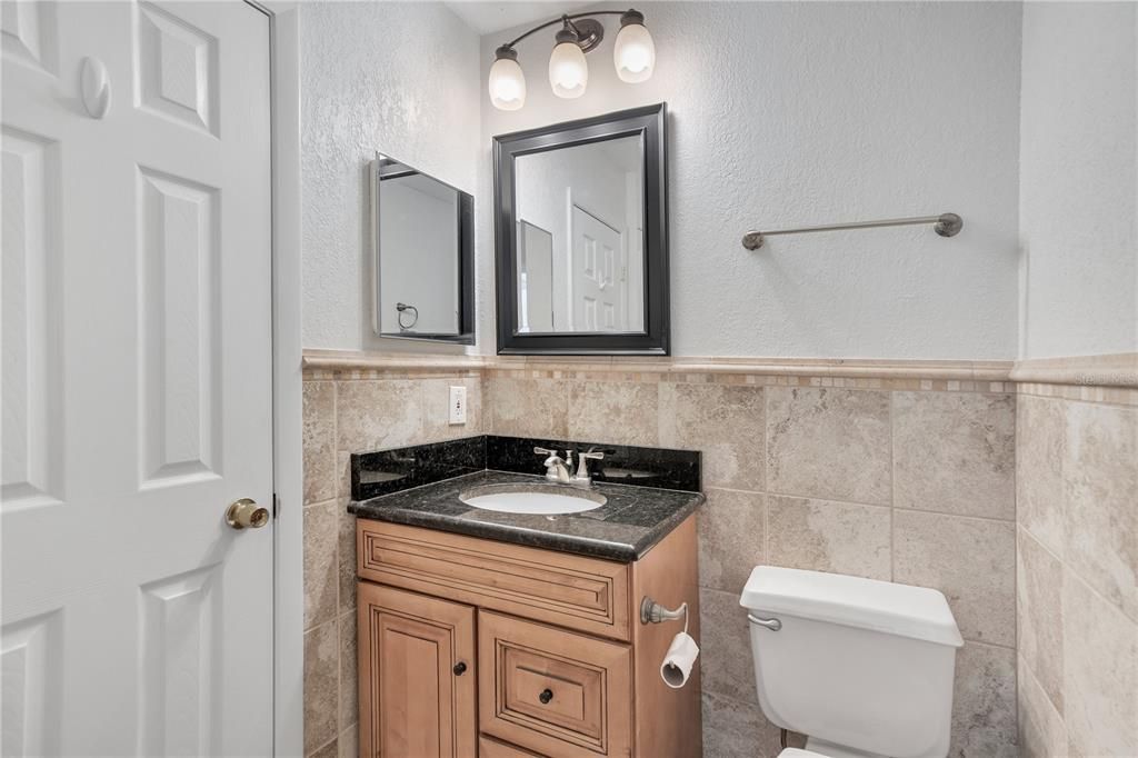 En Venta: $224,900 (2 camas, 1 baños, 875 Pies cuadrados)