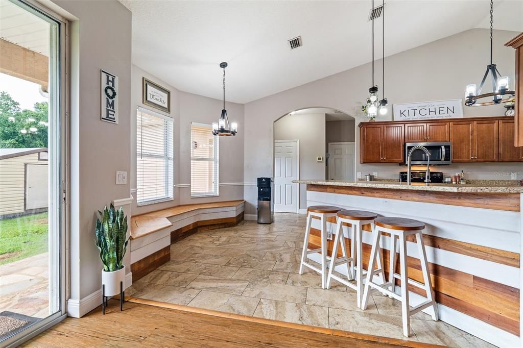 For Sale: $638,000 (3 beds, 2 baths, 2101 Square Feet)