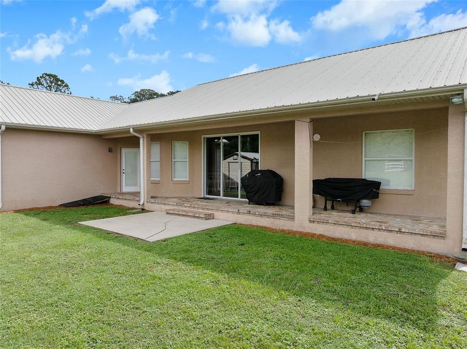 For Sale: $638,000 (3 beds, 2 baths, 2101 Square Feet)