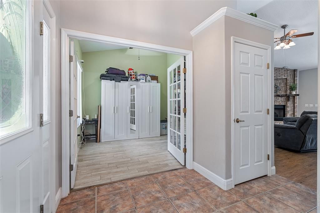 For Sale: $638,000 (3 beds, 2 baths, 2101 Square Feet)