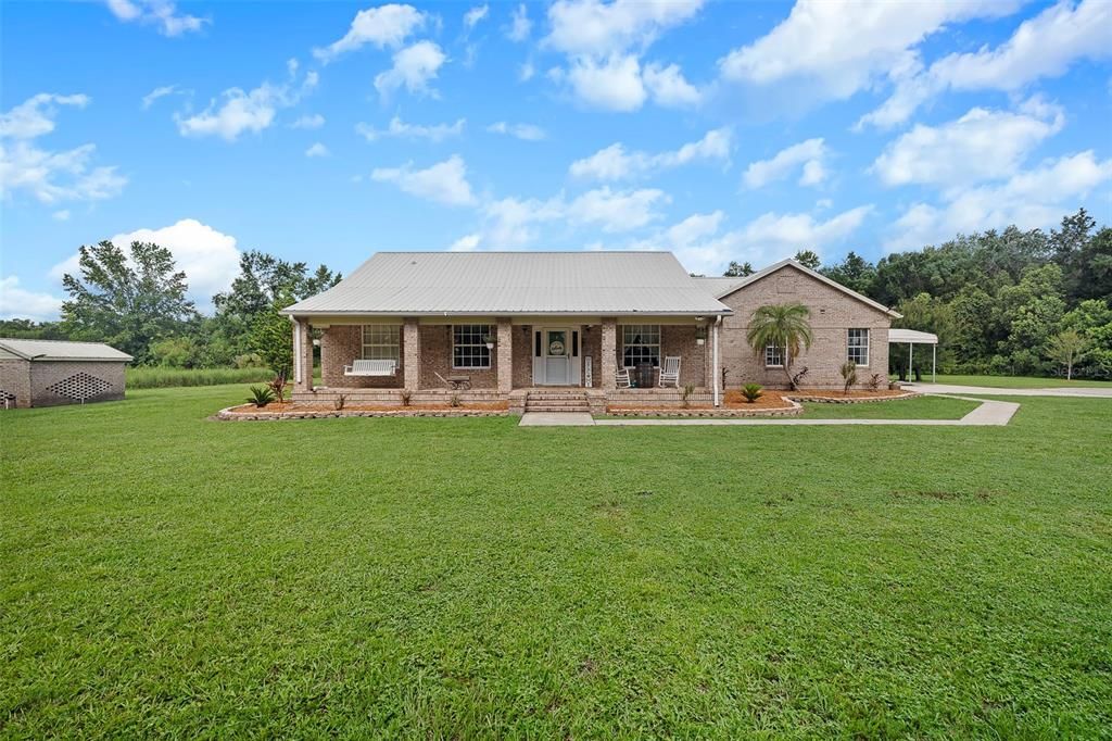 For Sale: $638,000 (3 beds, 2 baths, 2101 Square Feet)