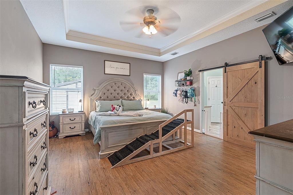 For Sale: $638,000 (3 beds, 2 baths, 2101 Square Feet)