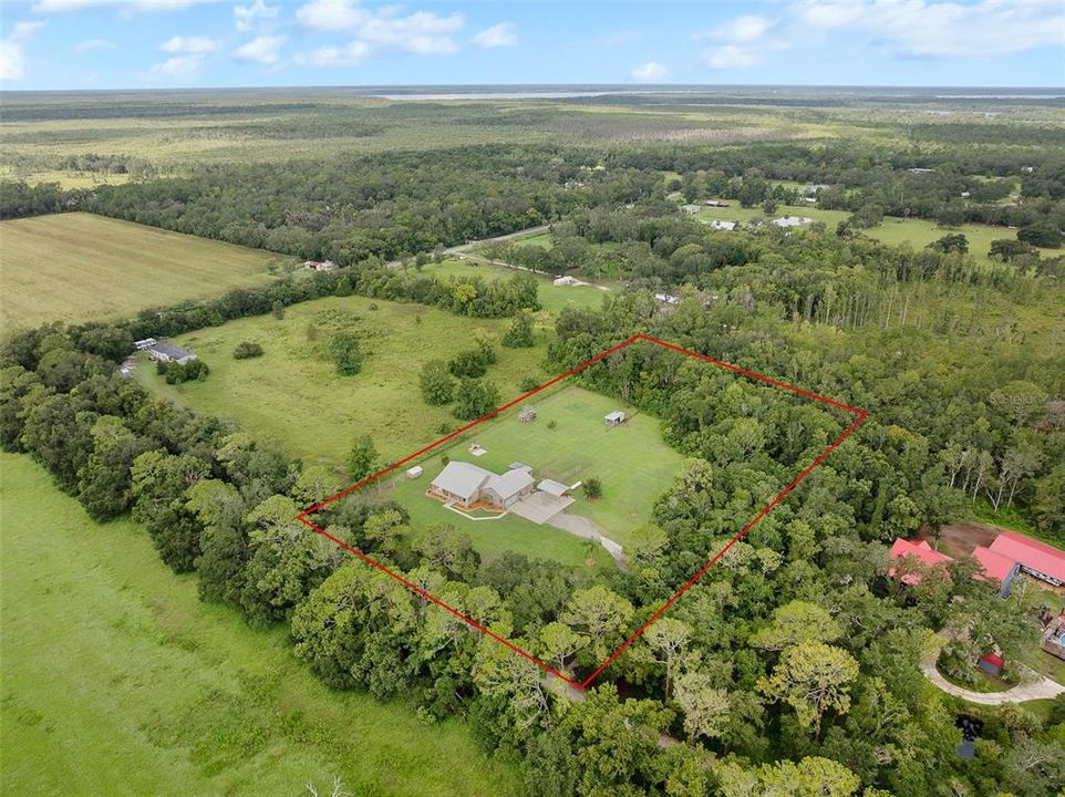 For Sale: $638,000 (3 beds, 2 baths, 2101 Square Feet)