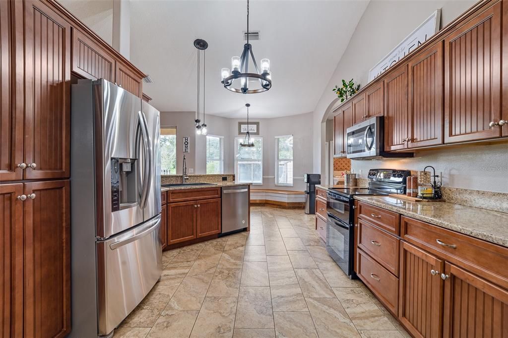 For Sale: $638,000 (3 beds, 2 baths, 2101 Square Feet)