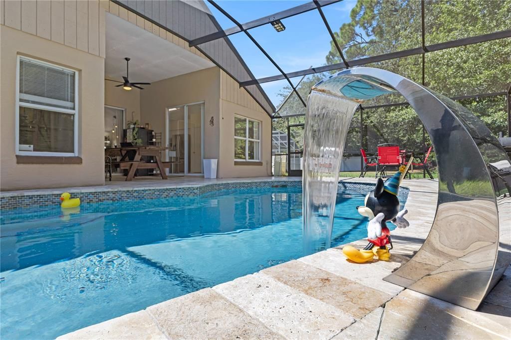 For Sale: $455,000 (4 beds, 2 baths, 1874 Square Feet)