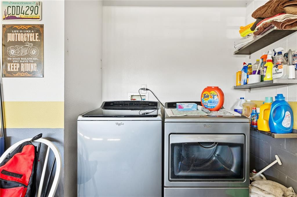 For Sale: $455,000 (4 beds, 2 baths, 1874 Square Feet)