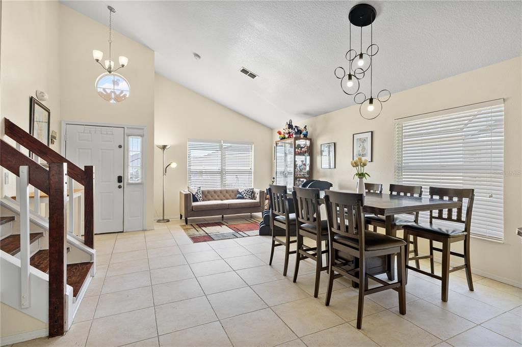 For Sale: $455,000 (4 beds, 2 baths, 1874 Square Feet)