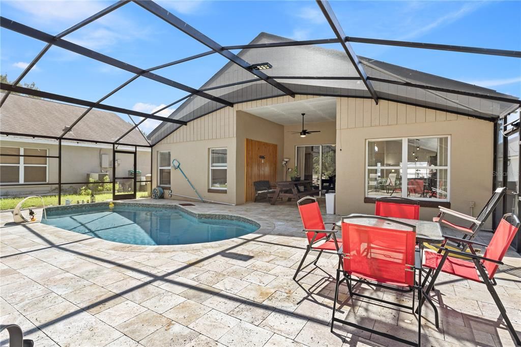 For Sale: $455,000 (4 beds, 2 baths, 1874 Square Feet)