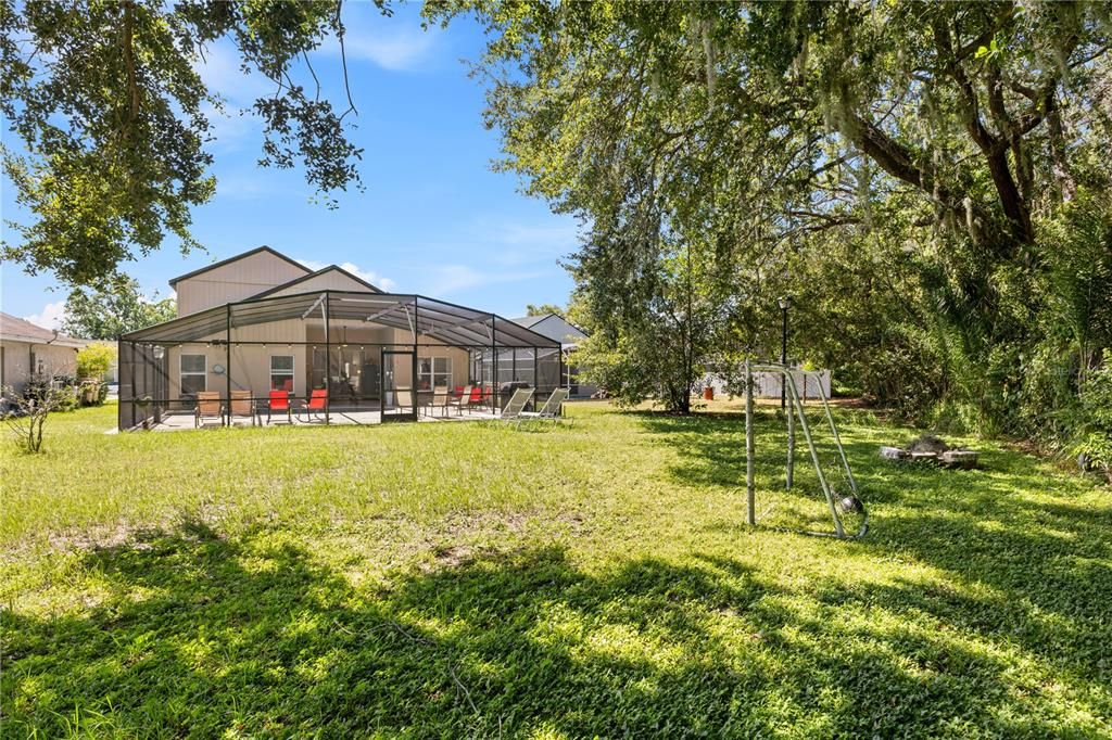 For Sale: $455,000 (4 beds, 2 baths, 1874 Square Feet)