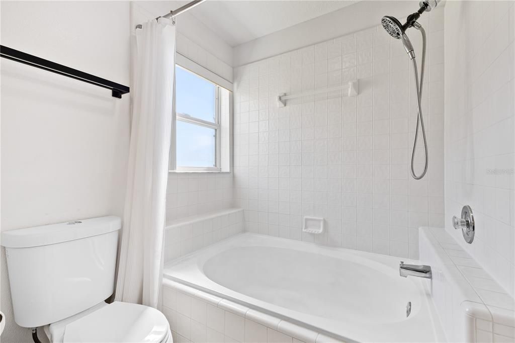 For Sale: $455,000 (4 beds, 2 baths, 1874 Square Feet)