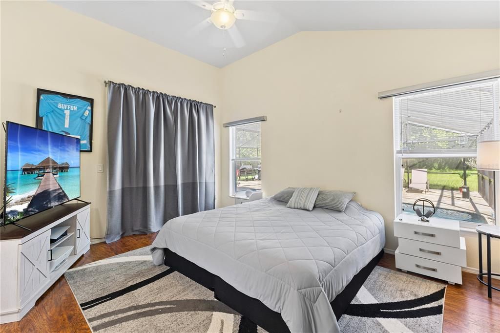 For Sale: $455,000 (4 beds, 2 baths, 1874 Square Feet)