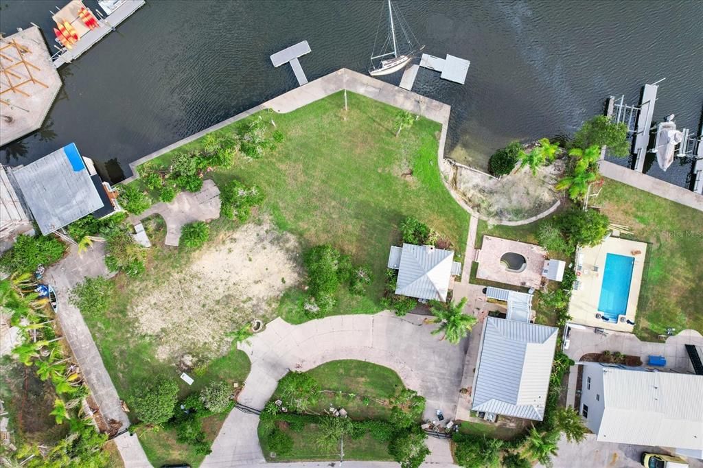 待售: $3,000,000 (3 贝兹, 3 浴室, 1461 平方英尺)