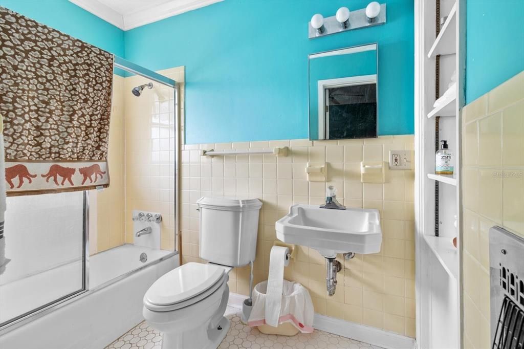 待售: $3,000,000 (3 贝兹, 3 浴室, 1461 平方英尺)