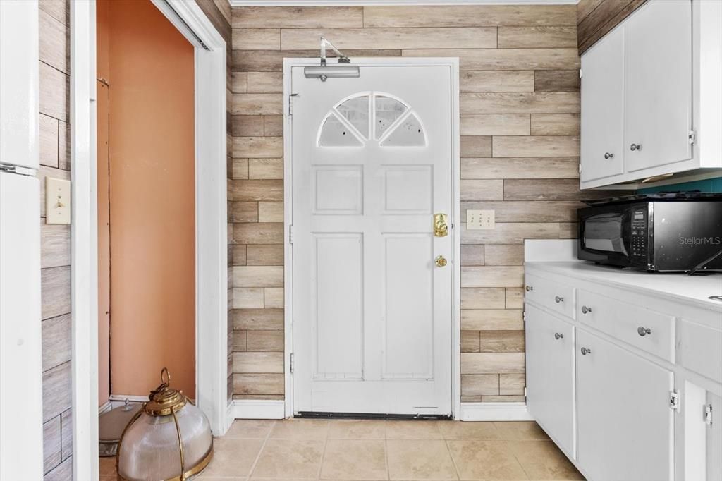 待售: $3,000,000 (3 贝兹, 3 浴室, 1461 平方英尺)