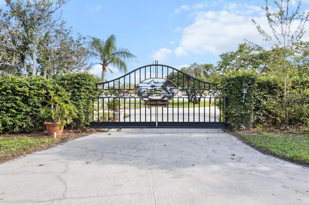 待售: $3,000,000 (3 贝兹, 3 浴室, 1461 平方英尺)