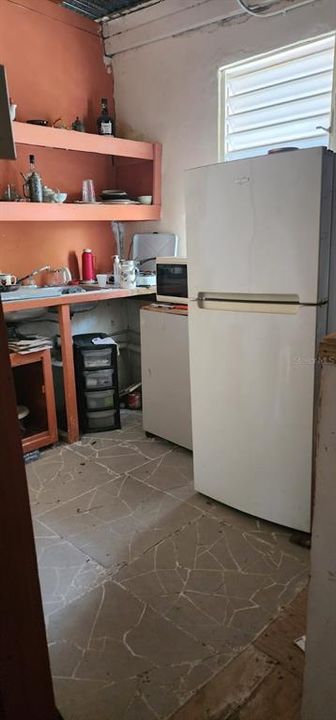 For Sale: $160,000 (0 beds, 0 baths, 879 Square Feet)