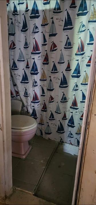 For Sale: $160,000 (0 beds, 0 baths, 879 Square Feet)